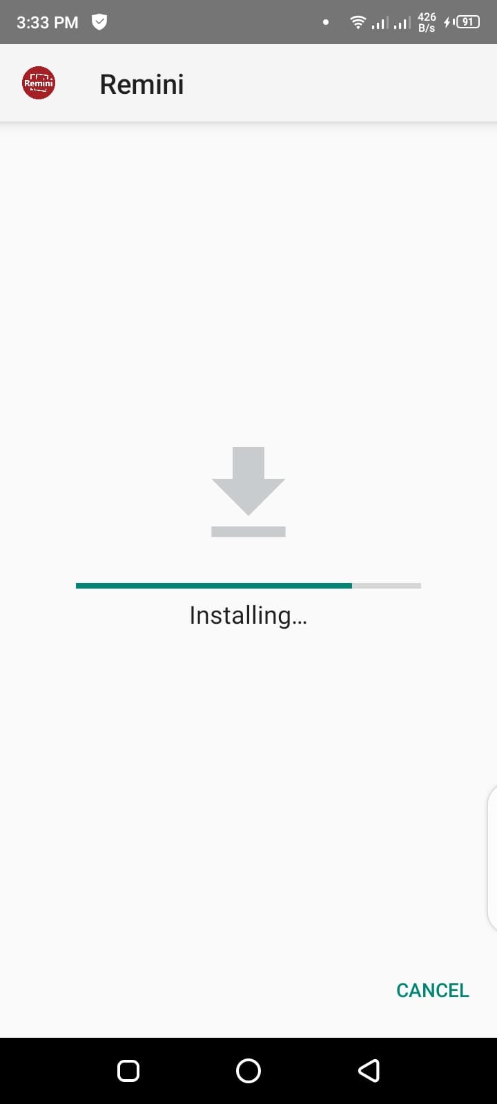 Android installing screen for the Remini APK showing the installation progress bar